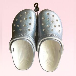 Crocs classic silver glitter clog women’s size 8 NWT